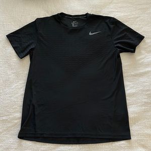 Men’s Nike Dri-Fit Athletic Workout Short Sleeve Shirt